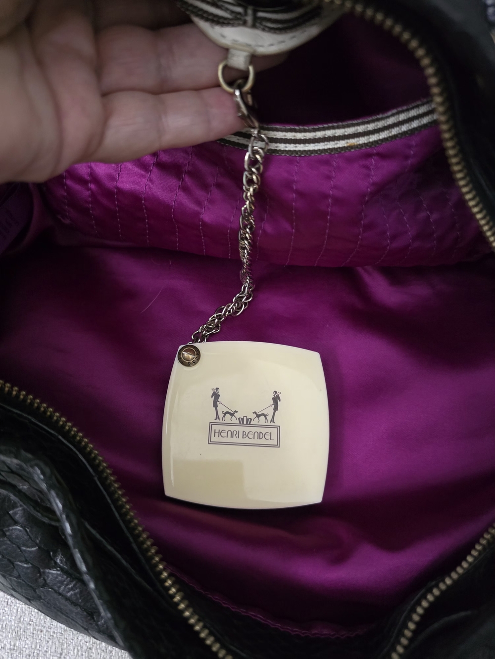 RARE Henri Bendel Python Embossed Leather Drawstring Hobo Bag - EUC - Picture 13 of 15